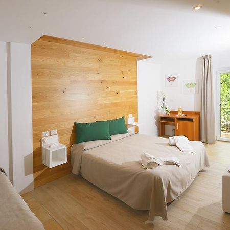 Hotel Degli Olmi 빌레타 바레아 외부 사진